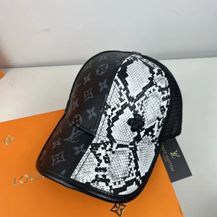 Fashionable Lu Yi hat
