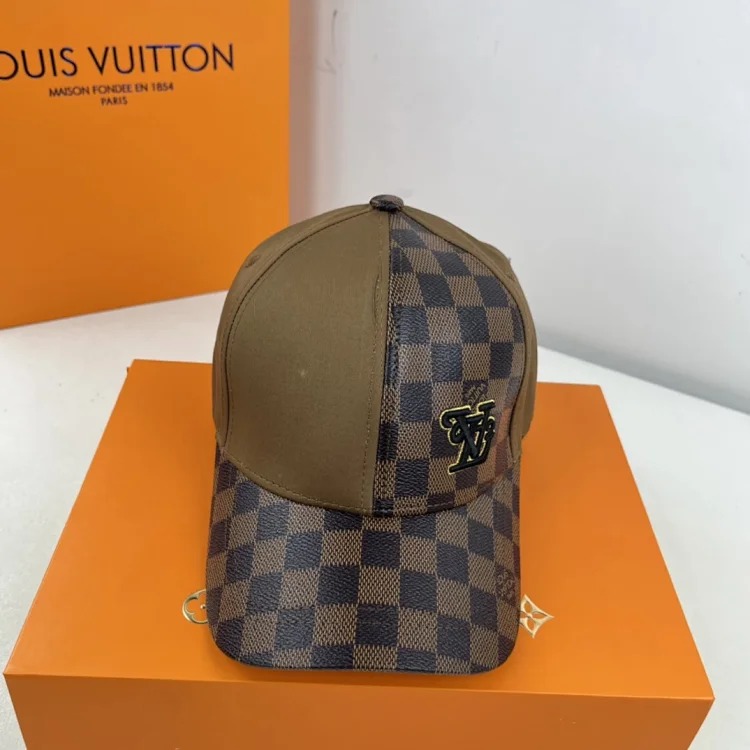 Fashionable Lu Yi hat