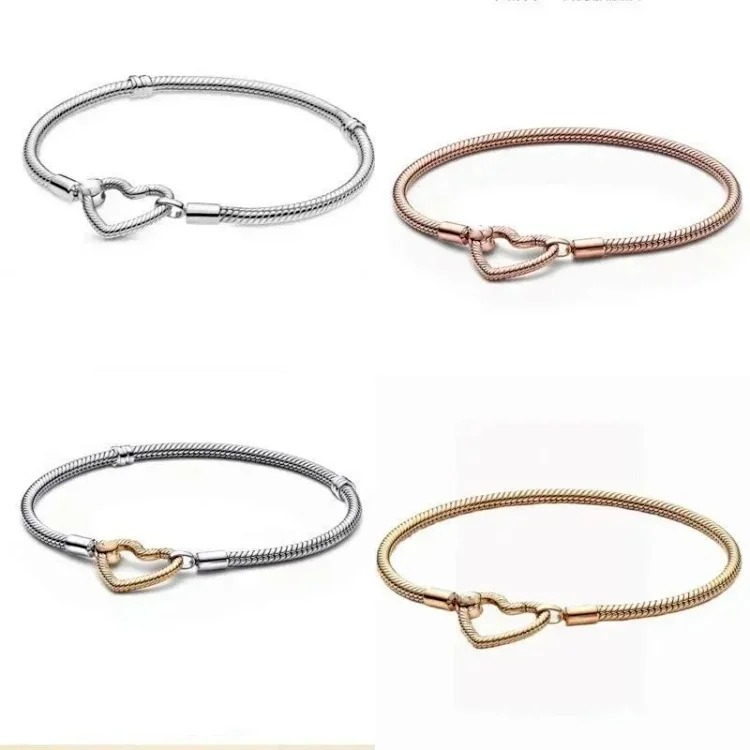 Youthful and trendy heart-shaped buckle bracelet