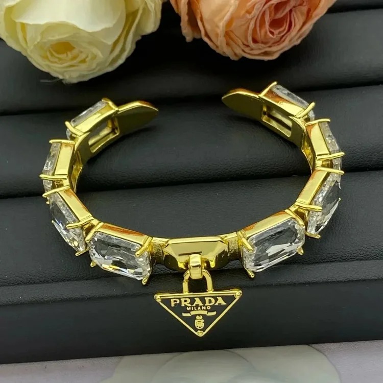 Fashion bracelet 02