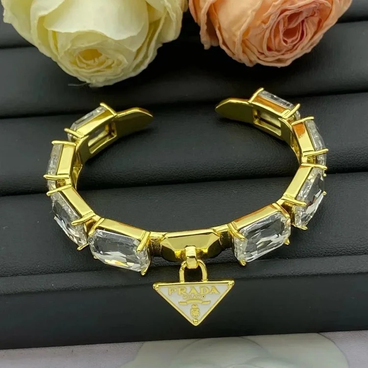 Fashion bracelet 02
