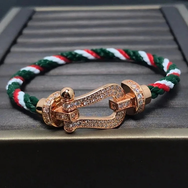 Fashion bracelet 02
