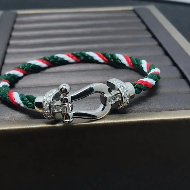 Fashion bracelet 02