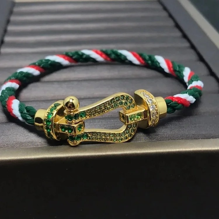 Fashion bracelet 02