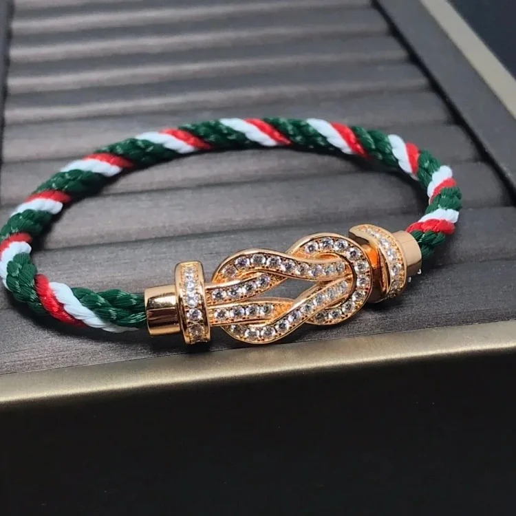 Fashion bracelet 02