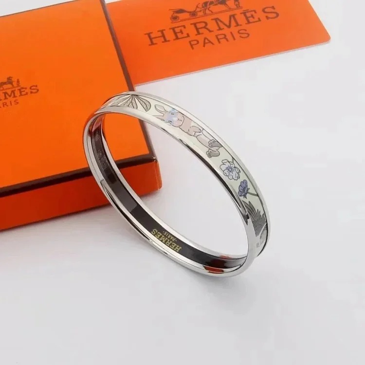 Fashion bracelet 02