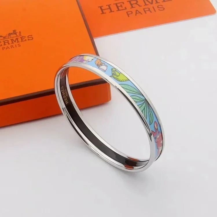 Fashion bracelet 02