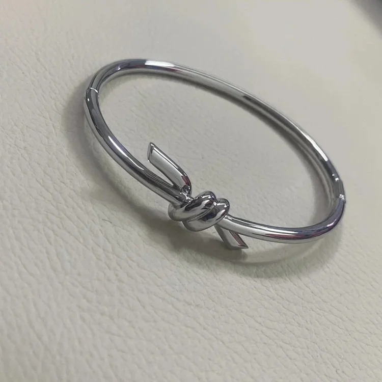 Fashion bracelet 02