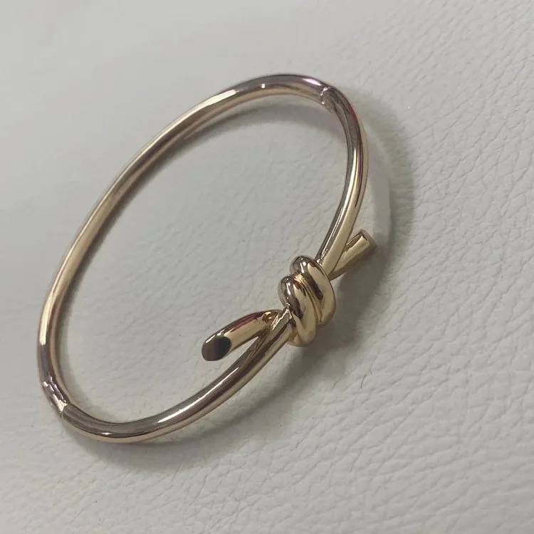Fashion bracelet 02