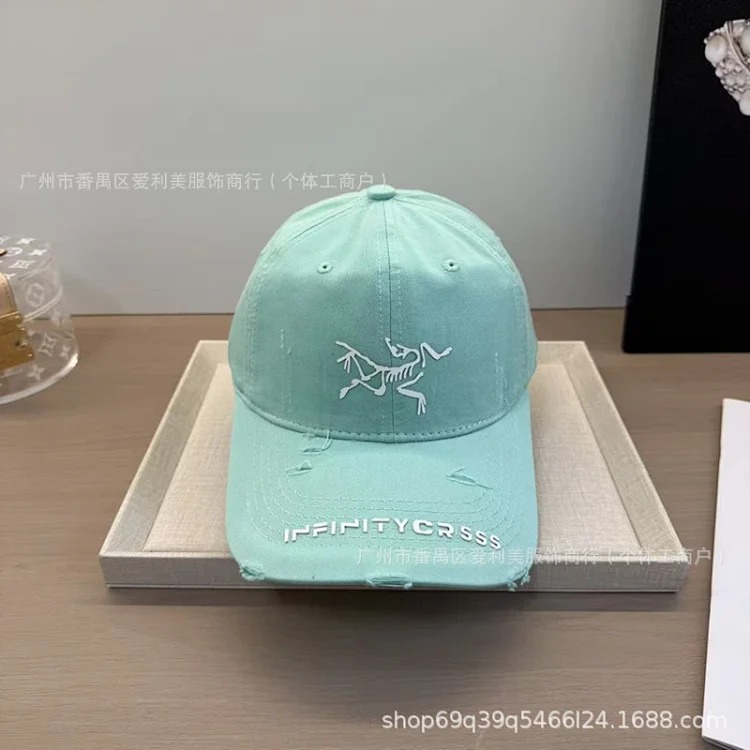 Embroidered Korean Letters Baseball Cap Couple Face Revealing Small Peaked Hat Men and Women Same Style Soft Top Sun Hat Hat Wholesale