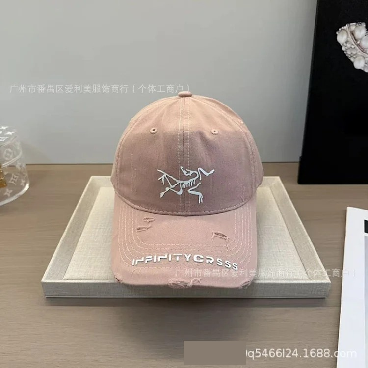 Embroidered Korean Letters Baseball Cap Couple Face Revealing Small Peaked Hat Men and Women Same Style Soft Top Sun Hat Hat Wholesale