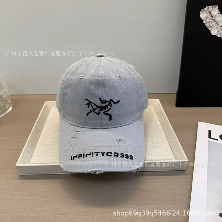 Embroidered Korean Letters Baseball Cap Couple Face Revealing Small Peaked Hat Men and Women Same Style Soft Top Sun Hat Hat Wholesale