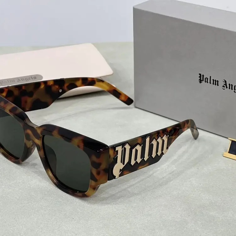 Casual fashionable summer sunglasses