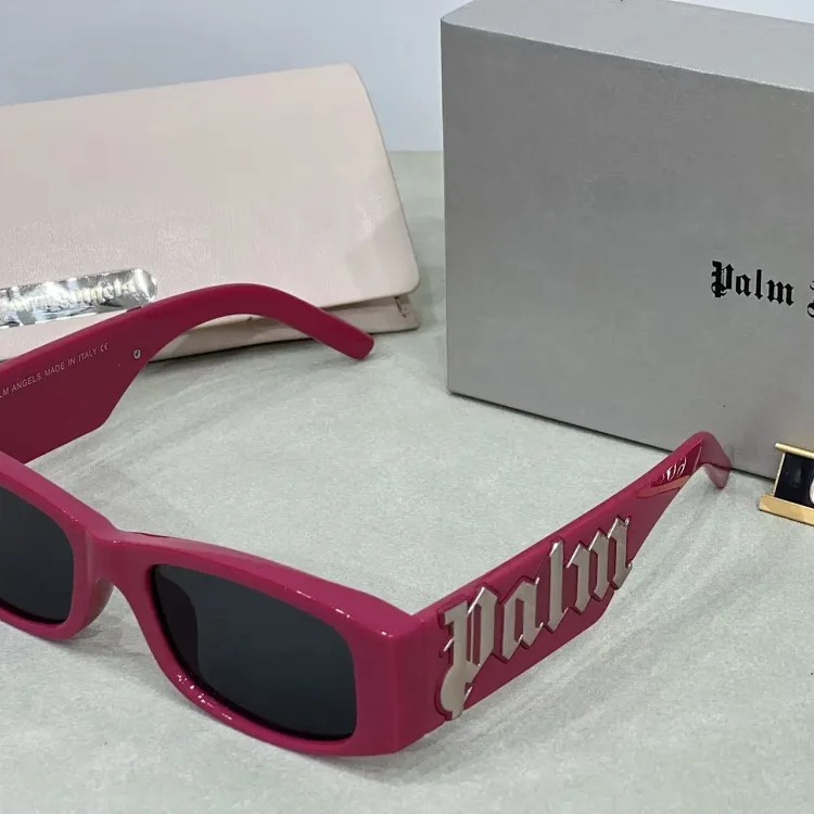 Casual fashionable summer sunglasses
