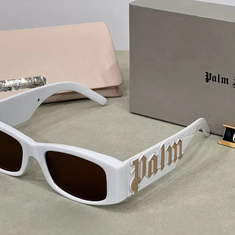 Casual fashionable summer sunglasses