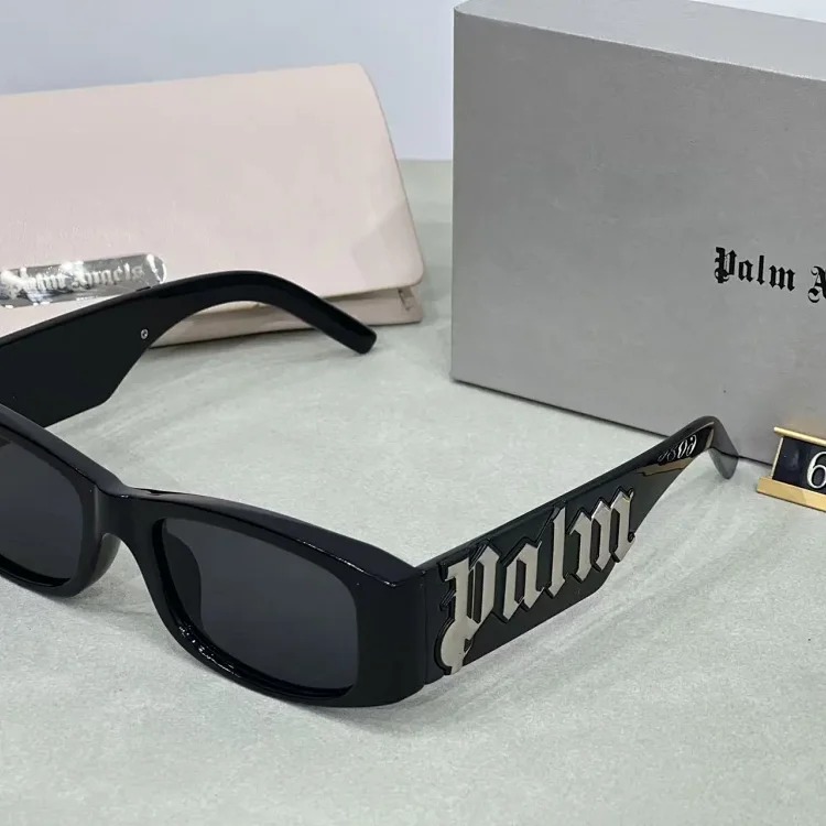 Casual fashionable summer sunglasses