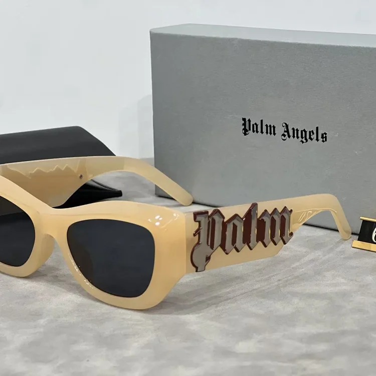 Casual fashionable summer sunglasses