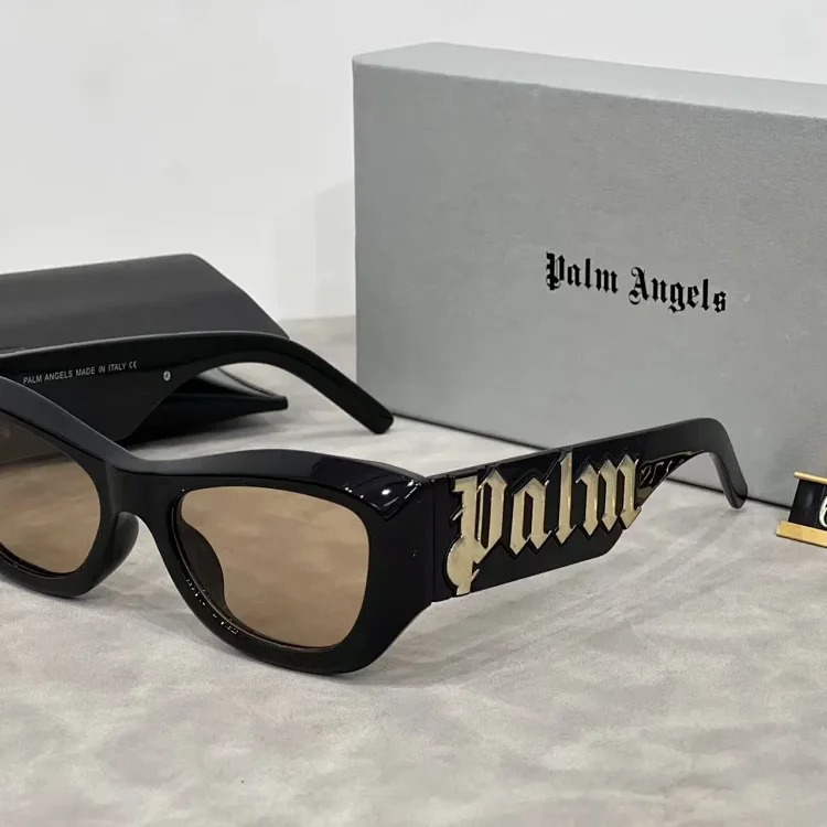 Casual fashionable summer sunglasses