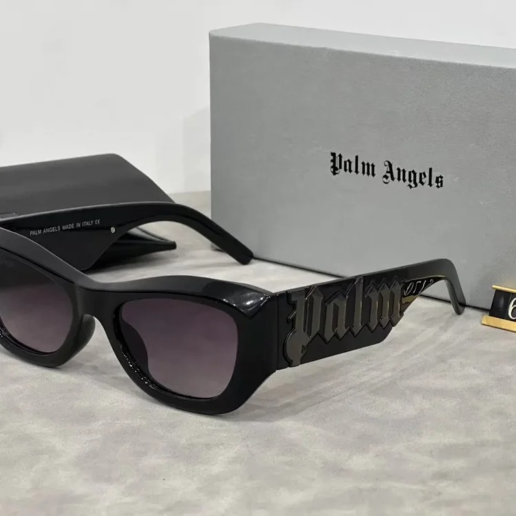 Casual fashionable summer sunglasses