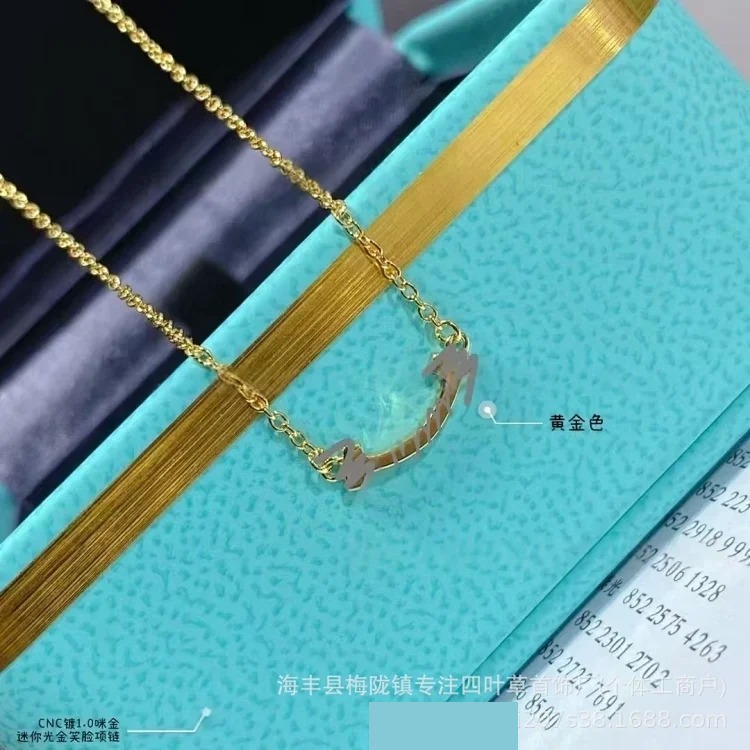 New T's smile necklace thickly plated 18K gold glossy 2 sides drilled full of diamonds smiling face necklace Seiko clavicle chain jewelry