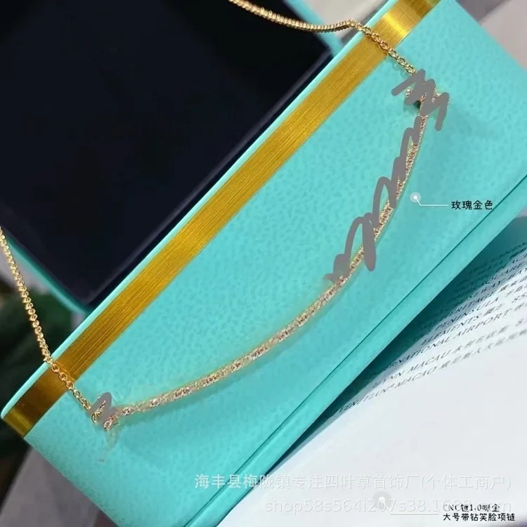 New T's smile necklace thickly plated 18K gold glossy 2 sides drilled full of diamonds smiling face necklace Seiko clavicle chain jewelry