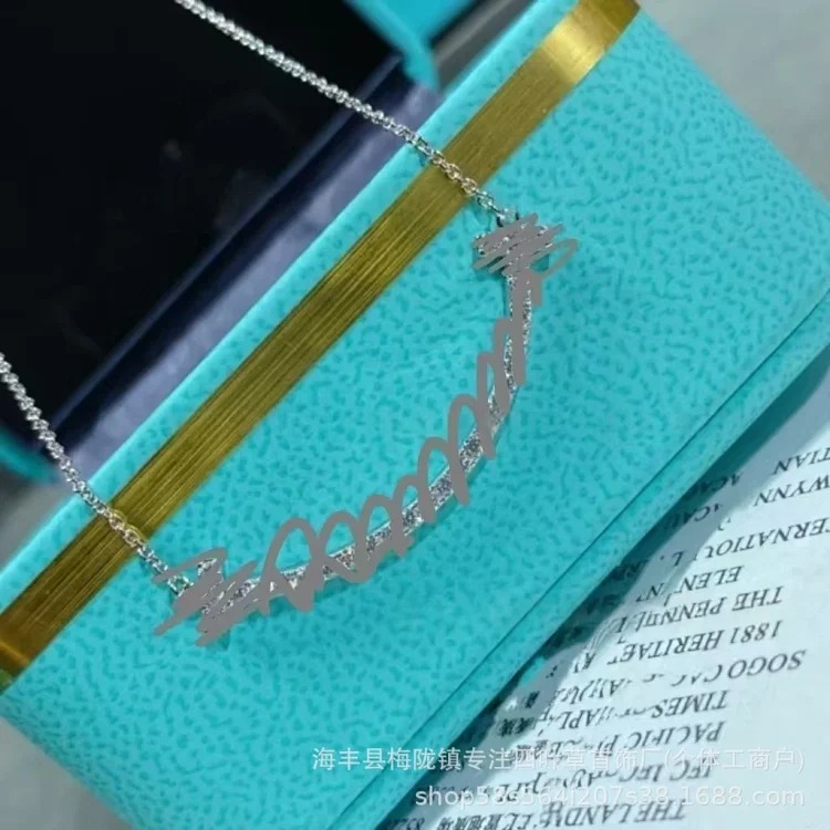 New T's smile necklace thickly plated 18K gold glossy 2 sides drilled full of diamonds smiling face necklace Seiko clavicle chain jewelry