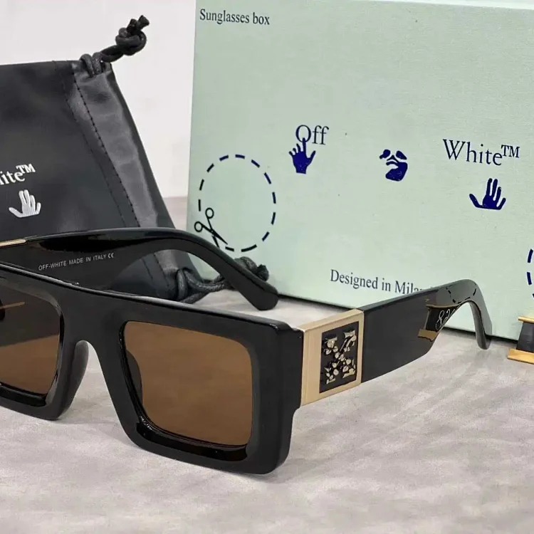 Fashionable summer casual sunglasses