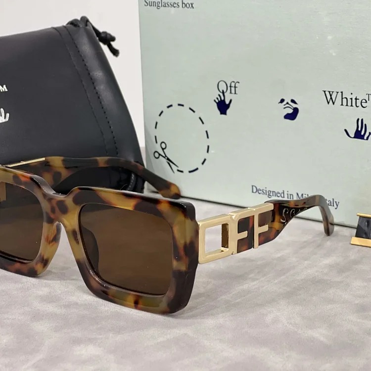 Fashionable summer casual sunglasses