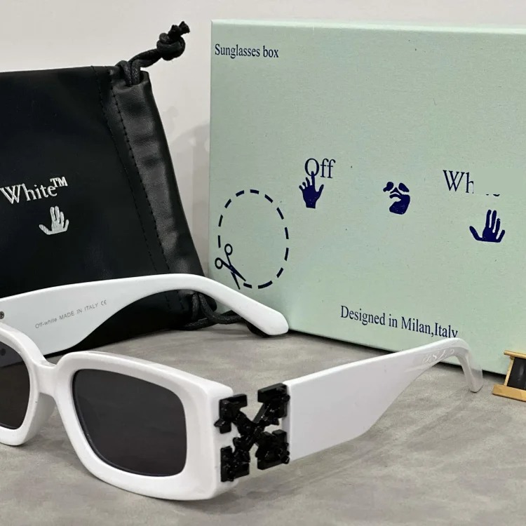 Fashionable summer casual sunglasses