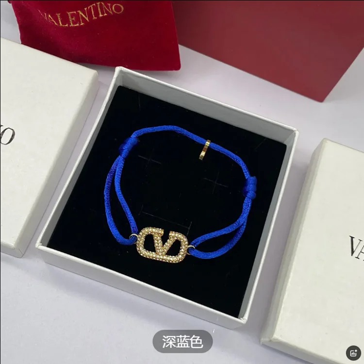 New letter bracelet multi-color versatile V letter temperament brass simple style bracelet