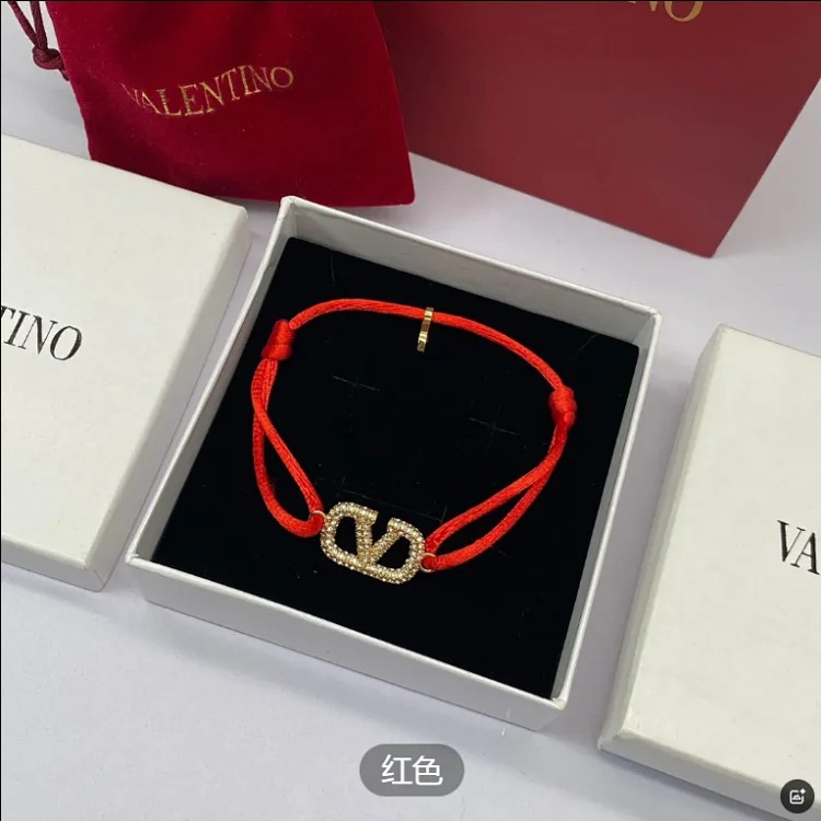 New letter bracelet multi-color versatile V letter temperament brass simple style bracelet