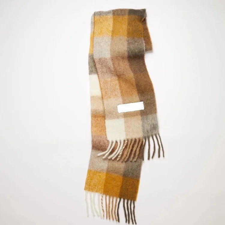 2023 autumn and winter star Yang Mi's new thickened and warm rainbow-colored plaid scarf tassel color-blocked ac shawl