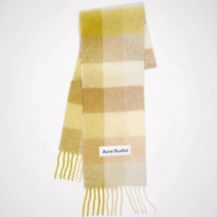 2023 autumn and winter star Yang Mi's new thickened and warm rainbow-colored plaid scarf tassel color-blocked ac shawl