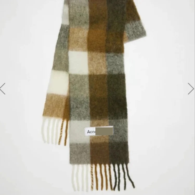 2023 autumn and winter star Yang Mi's new thickened and warm rainbow-colored plaid scarf tassel color-blocked ac shawl