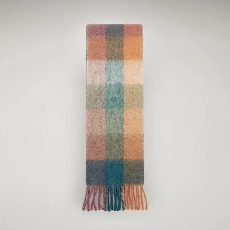 2023 autumn and winter star Yang Mi's new thickened and warm rainbow-colored plaid scarf tassel color-blocked ac shawl