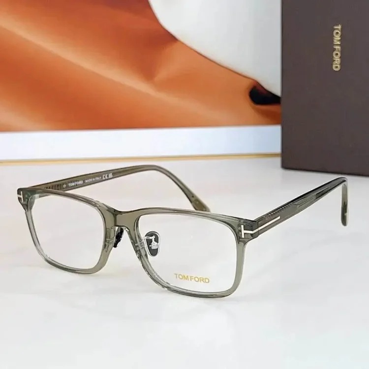 Fashionable and versatile UV protection sunglasses
