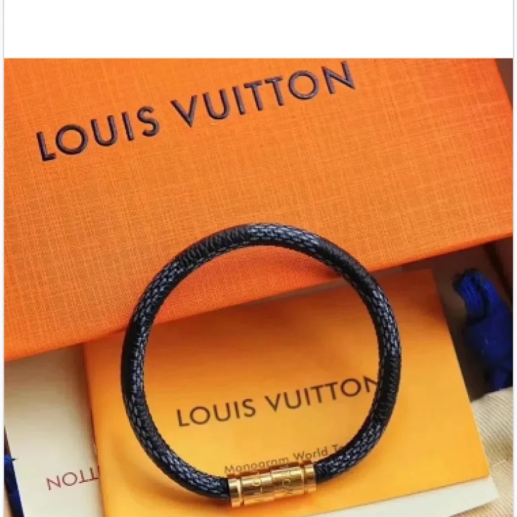LMagnetic clasp bracelet^