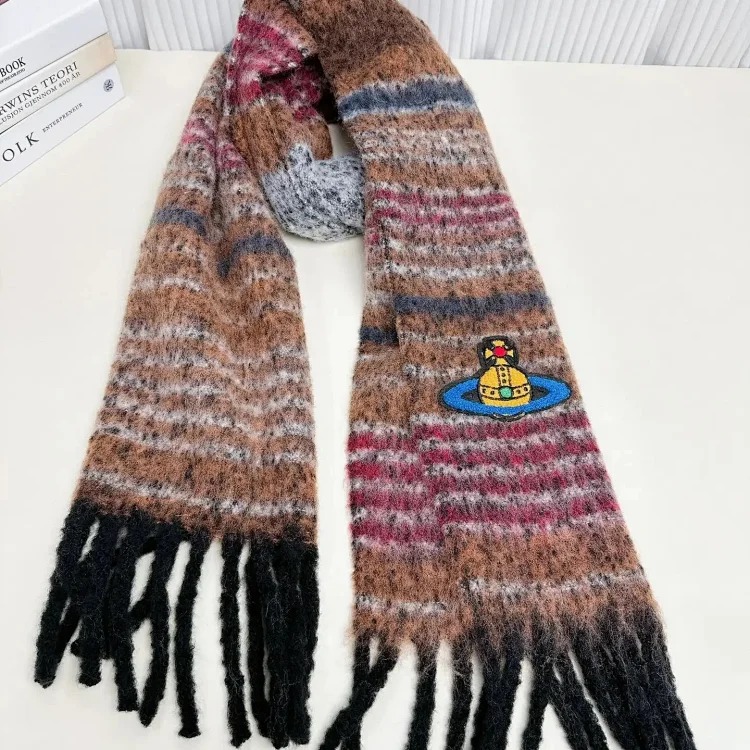 High-quality scarf (double-sided cashmere, packaged in a gift box at the counter)
