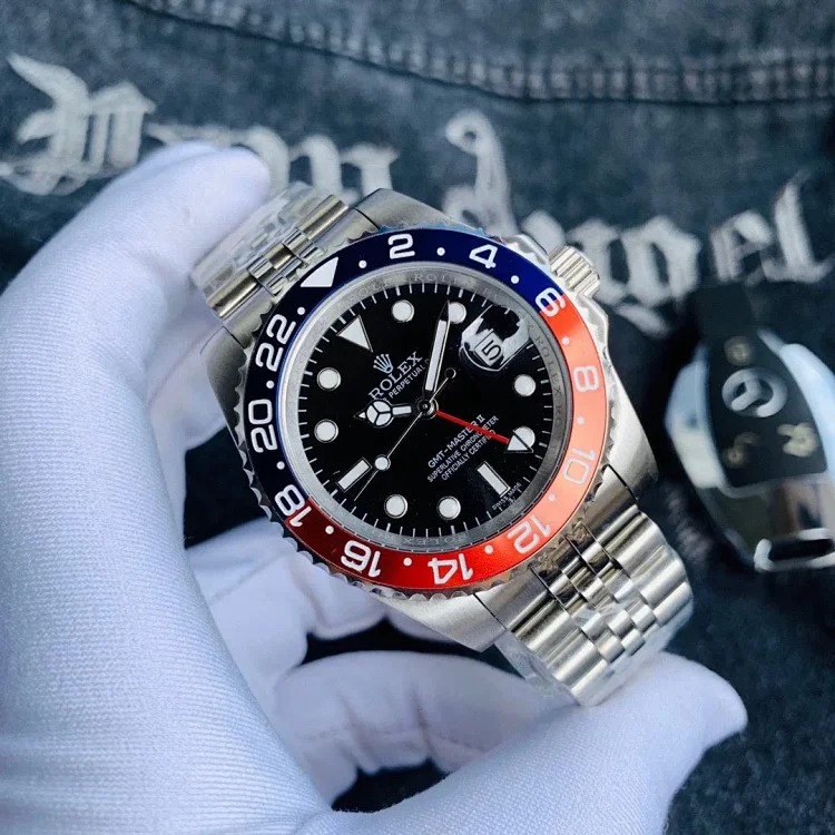 ¥560-1550 Fashionable and versatile watches