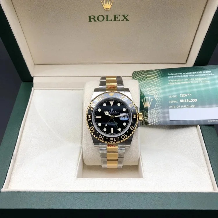 ¥560-1550 Fashionable and versatile watches