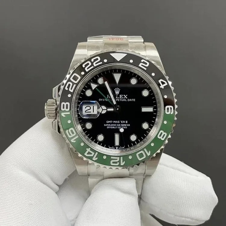 ¥560-1550 Fashionable and versatile watches