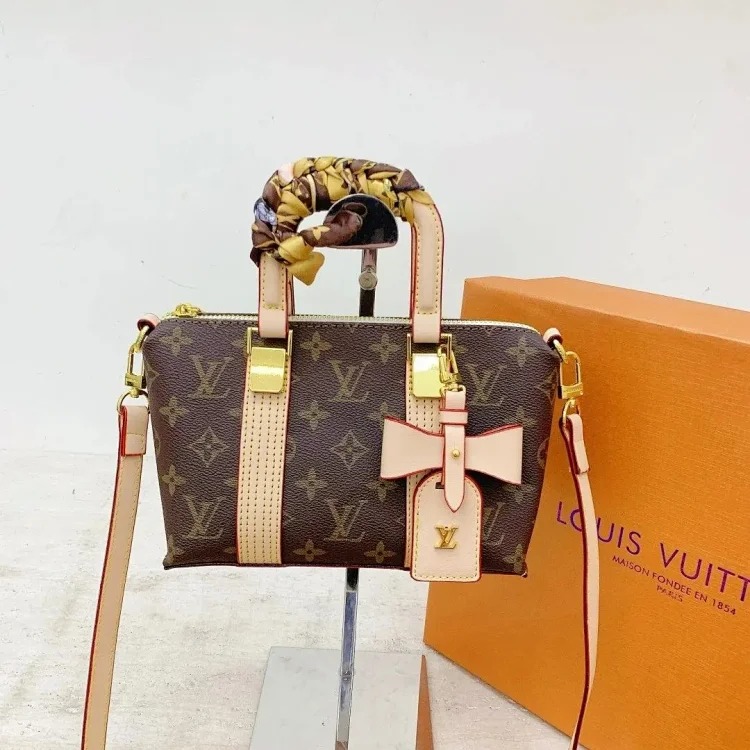 Crossbody Bag 2 image 5