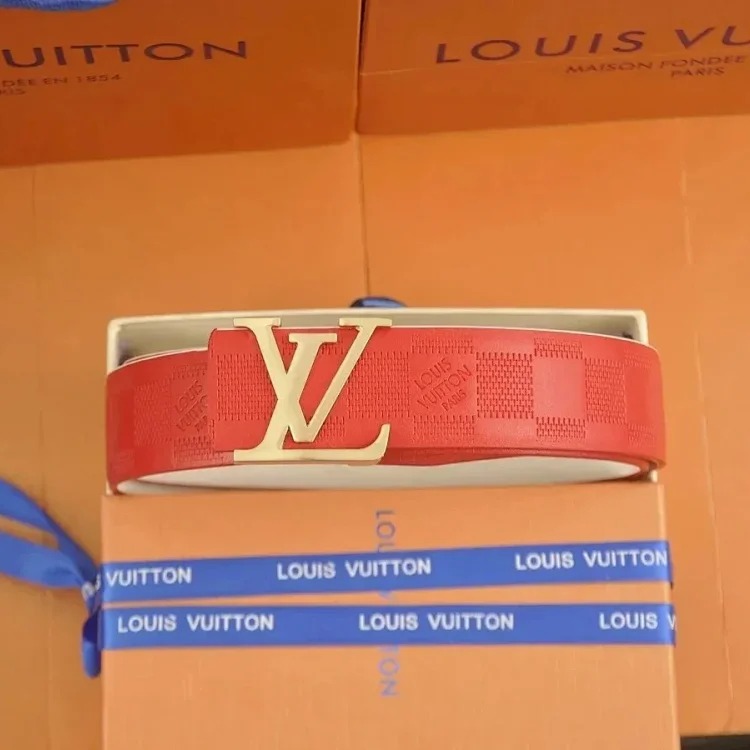 Fashionable and versatile belt 046
