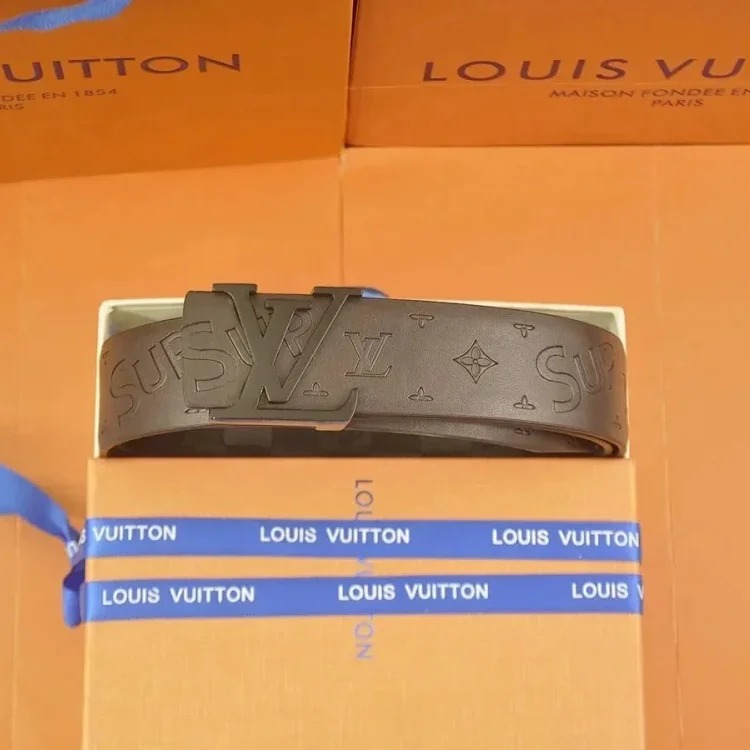Fashionable and versatile belt 046
