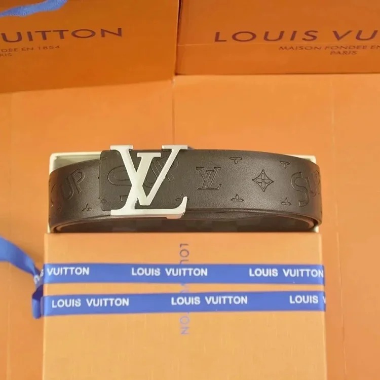 Fashionable and versatile belt 046