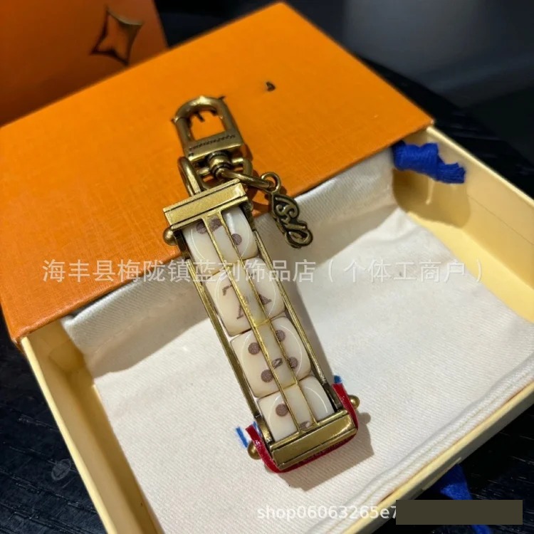 Trendy brand dice square keychain pendant bag chain titanium steel fashion mini bag foreign trade exclusive for drop shipping
