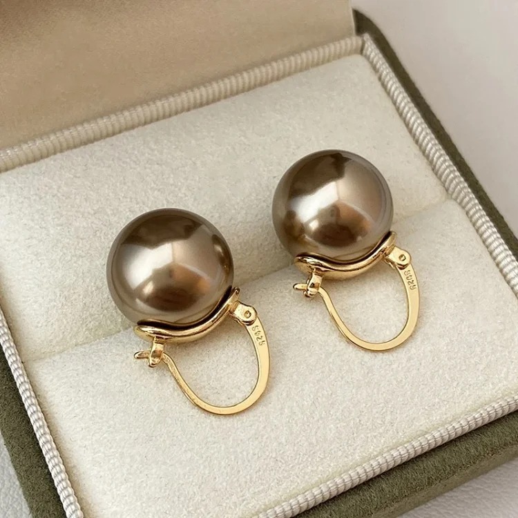Dong Qing's same style bucket Shijia oversized pearl earrings 2025 new high-end light luxury S925 silver teapot earrings