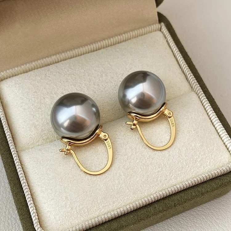 Dong Qing's same style bucket Shijia oversized pearl earrings 2025 new high-end light luxury S925 silver teapot earrings
