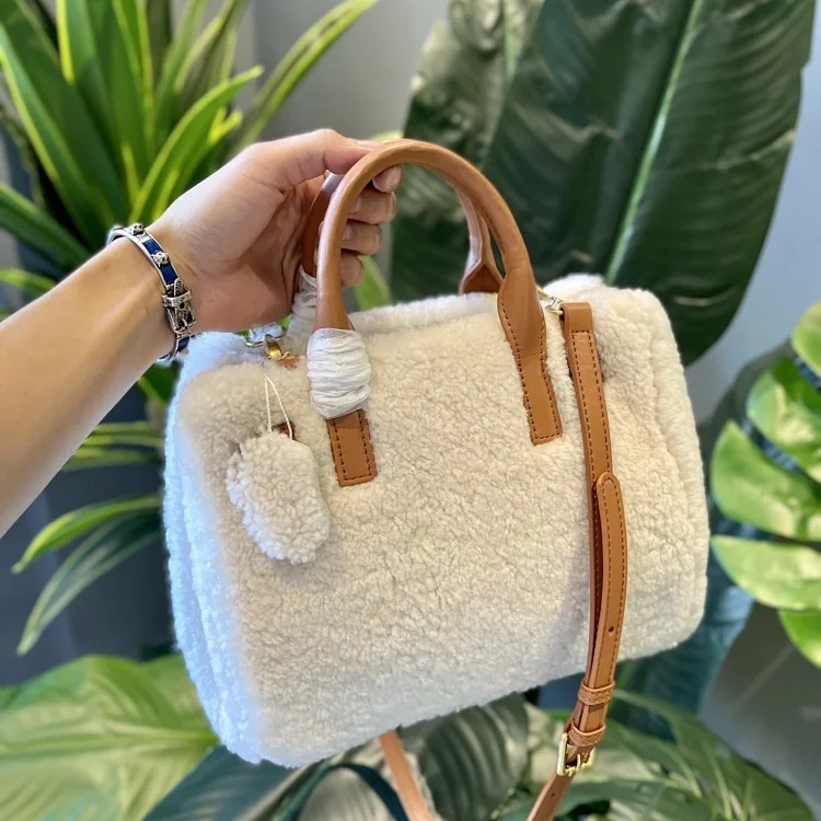 Y fashion bags