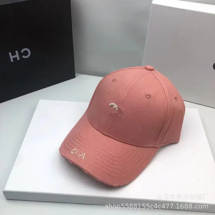 Double embroidered correct letter fashion baseball cap with face display small peaked cap for women and men versatile sun hat